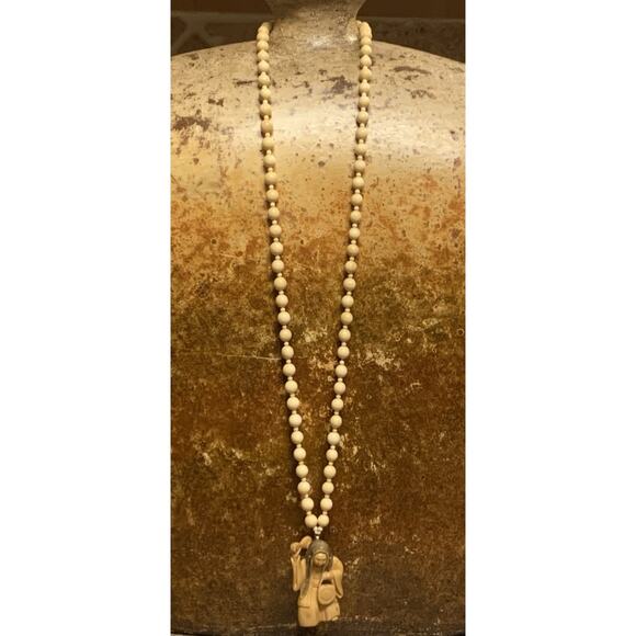 Celluloid Necklace w/ Netsuke Man Changing Faces Signed and Vintage - Picture 8 of 13